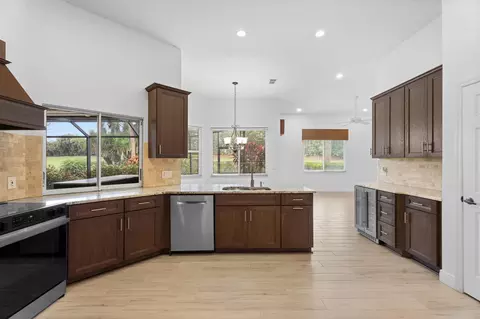 Kitchen - 6581 SE Baltusrol Ter, Stuart, FL 34997 photo 1 of 4
