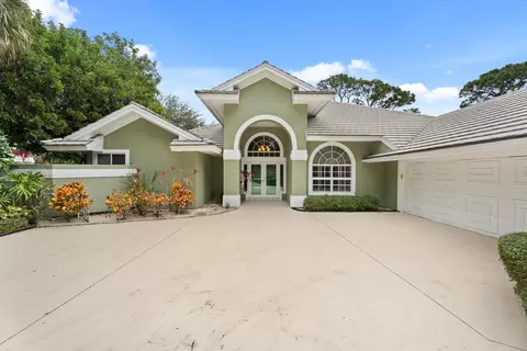 Exterior - 6581 SE Baltusrol Ter, Stuart, FL 34997 photo 3 of 7