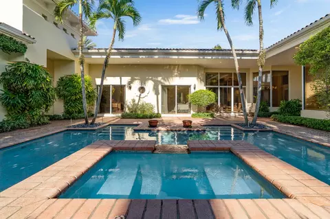 7555 Porto Vecchio Pl, Delray Beach, FL 33446