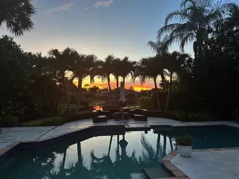 Exterior - 116 Echo Dr, Jupiter, FL 33458 photo 7 of 8