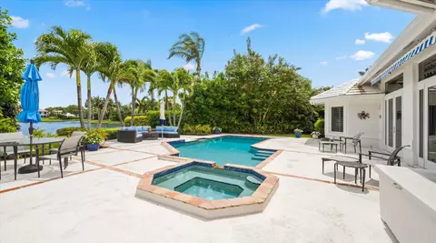 Exterior - 116 Echo Dr, Jupiter, FL 33458 photo 4 of 8