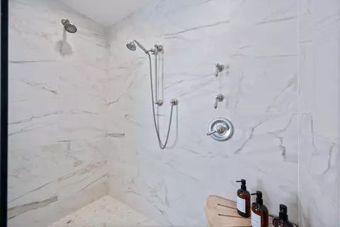 Bath - 116 Echo Dr, Jupiter, FL 33458 photo 3 of 9