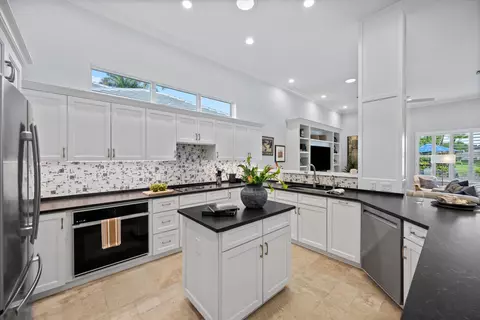 Kitchen - 116 Echo Dr, Jupiter, FL 33458 photo 3 of 5