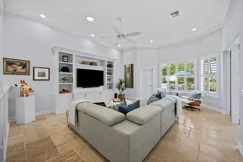 Living - 116 Echo Dr, Jupiter, FL 33458 photo 4 of 10