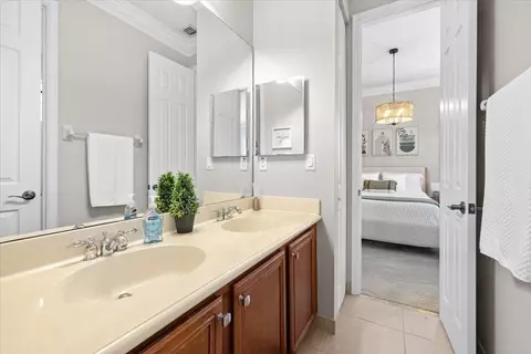 Bath - 154 Bandon Ln, Jupiter, FL 33458 photo 2 of 6
