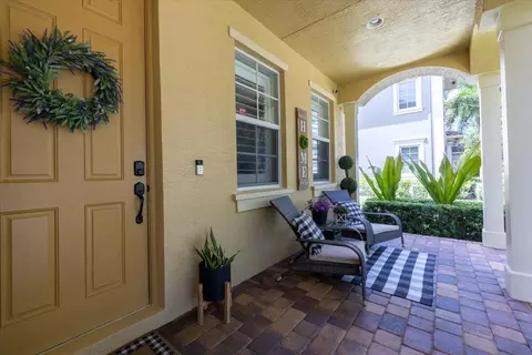 Exterior - 154 Bandon Ln, Jupiter, FL 33458 photo 2 of 12