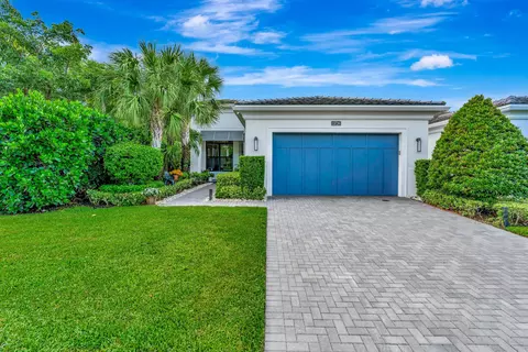 13726 Artisan Cir, Palm Beach Gardens, FL 33418