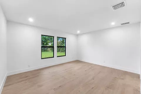 Bedroom - 24 Russell St, Tequesta, FL 33469 photo 2 of 2