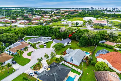 View/Area - 24 Russell St, Tequesta, FL 33469 photo 1 of 2