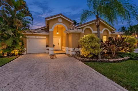 15466 SW 143rd Ter, Miami, FL 33196