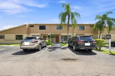 3370 Beau Rivage Dr #3G, Pompano Beach, FL 33064