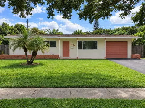 6884 NW 12th St, Plantation, FL 33313