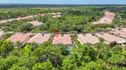 8522 SE Retreat Dr, Hobe Sound, FL 33455