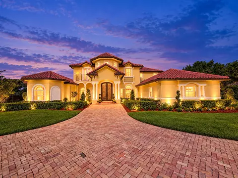 2825 Jockey Cir W, Davie, FL 33330
