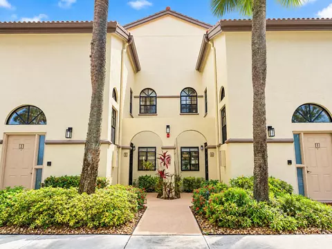 5115 Europa Dr #B, Boynton Beach, FL 33437