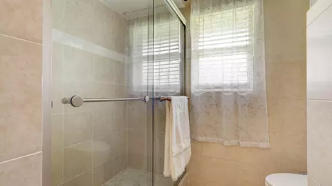 Bath - 1616 E Rd, Loxahatchee, FL 33470 photo 2 of 9