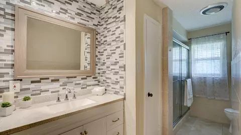Bath - 1616 E Rd, Loxahatchee, FL 33470 photo 1 of 9