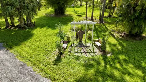 Exterior - 1616 E Rd, Loxahatchee, FL 33470 photo 14 of 17