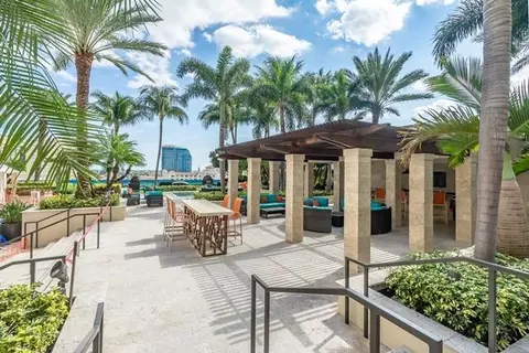 550 Okeechobee Blvd #1008, West Palm Beach, FL 33401