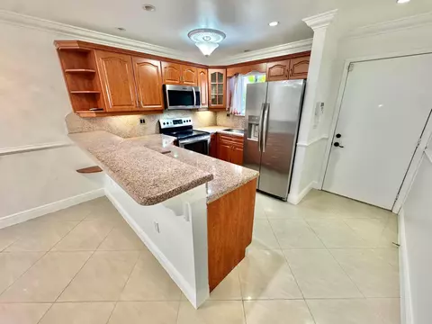 6074 Forest Hill Blvd #107, West Palm Beach, FL 33415