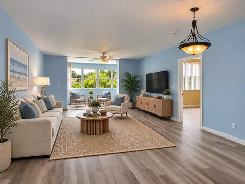 9 Willowbrook Ln #208, Delray Beach, FL 33446