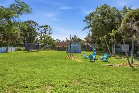 Exterior - 1710 SW Wildcat Trl, Stuart, FL 34997 photo 6 of 10