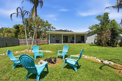 Exterior - 1710 SW Wildcat Trl, Stuart, FL 34997 photo 8 of 10