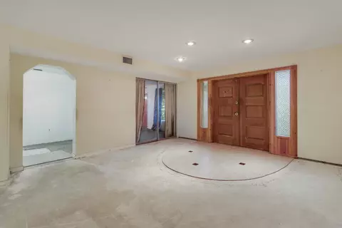Living - 142 2nd St, Jupiter, FL 33458 photo 5 of 10