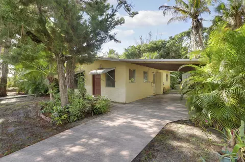 Exterior - 142 2nd St, Jupiter, FL 33458 photo 3 of 11