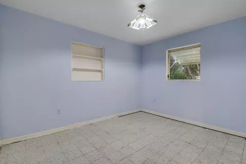 Bedroom - 142 2nd St, Jupiter, FL 33458 photo 3 of 3
