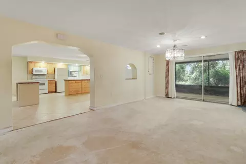 Living - 142 2nd St, Jupiter, FL 33458 photo 6 of 10