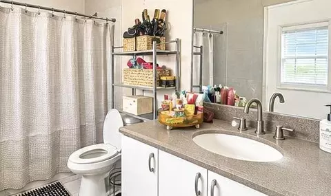 Bath - 7526 SW 8th St, North Lauderdale, FL 33068 photo 1 of 3