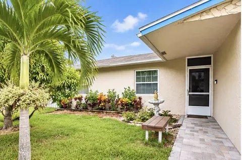Exterior - 7526 SW 8th St, North Lauderdale, FL 33068 photo 4 of 5