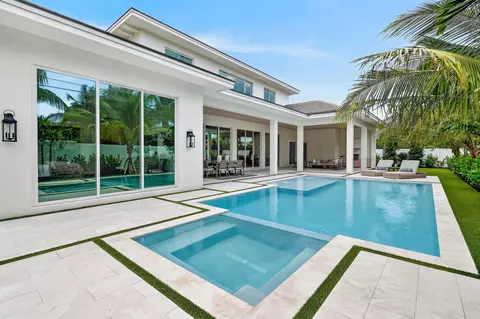 Exterior - 192 River Dr, Tequesta, FL 33469 photo 4 of 8