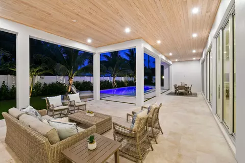 Exterior - 192 River Dr, Tequesta, FL 33469 photo 7 of 8