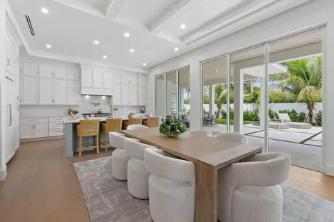 Dining - 192 River Dr, Tequesta, FL 33469 photo 4 of 4