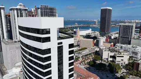 225 N Miami Ave #2207, Miami, FL 33128