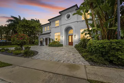 5038 NW 24th Cir, Boca Raton, FL 33431