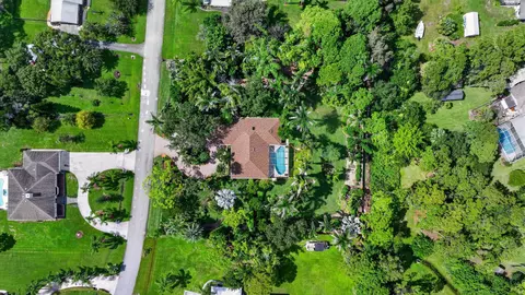 View/Area - 5673 SE Lamay Dr, Stuart, FL 34997 photo 2 of 5