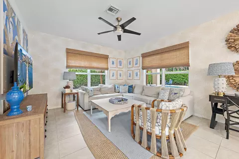 Living - 148 Behring Way, Jupiter, FL 33458 photo 2 of 4