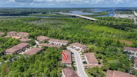 View/Area - 140 SW Otter Run Pl, Stuart, FL 34997 photo 1 of 10