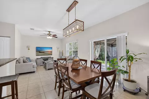 Dining - 140 SW Otter Run Pl, Stuart, FL 34997 photo 2 of 3