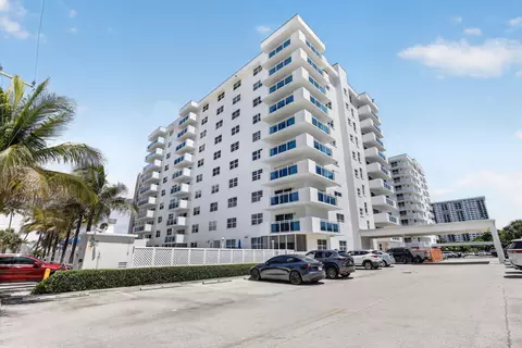 1701 S Ocean Dr #902, Hollywood, FL 33019