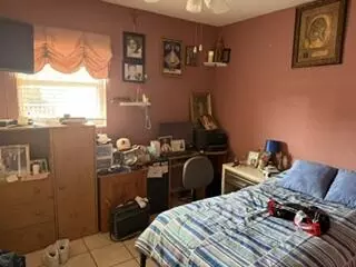 Bedroom - 3582 W 2nd Ave, Hialeah, FL 33012 photo 3 of 3