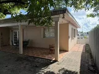 Exterior - 3582 W 2nd Ave, Hialeah, FL 33012 photo 1 of 1