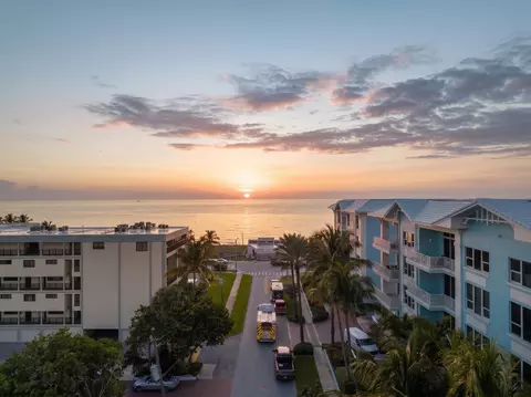 701 SE 21st Ave #302, Deerfield Beach, FL 33441