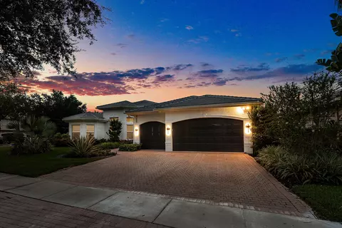 9655 Savona Winds Dr, Delray Beach, FL 33446