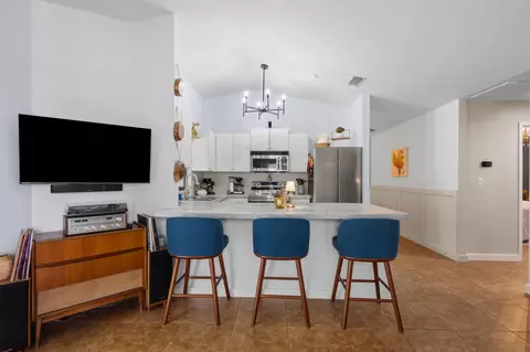 Kitchen - 6702 SE Raintree Ave, Stuart, FL 34997 photo 5 of 5