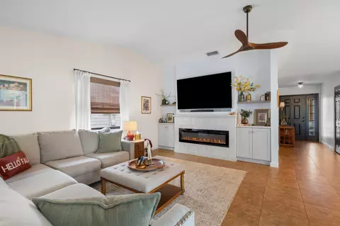 Living - 6702 SE Raintree Ave, Stuart, FL 34997 photo 2 of 3