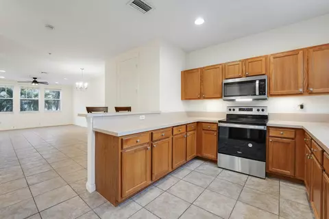 1740 San Benito Way #4, West Palm Beach, FL 33401